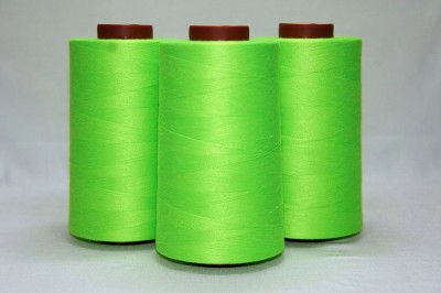 COMETA 0540F Cône de fils a coudre polyester 100% 5000 mètres vert fluo Fils standard 5000m 11201