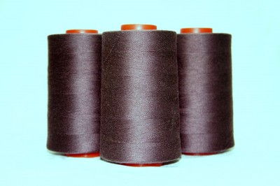 COMETA 03915 Cône de fils a coudre polyester 100% 5000 mètres Fils standard 5000m 11775