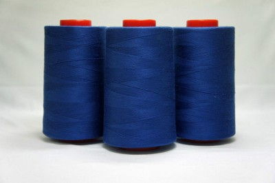 COMETA 0412F Cône de fils a coudre polyester 100% 5000 mètres Fils standard 5000m 11148