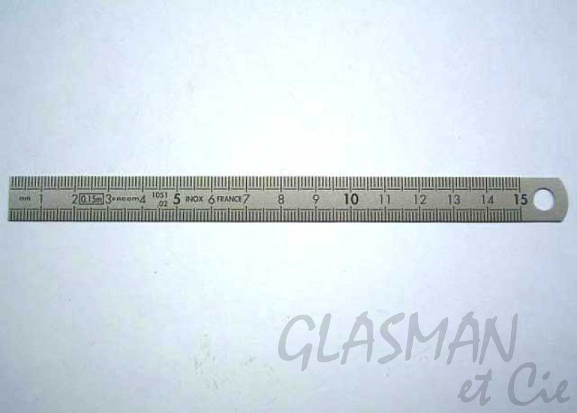 Réglet métallique plat de 15 cm - Le petit matériel - TOUTLIN