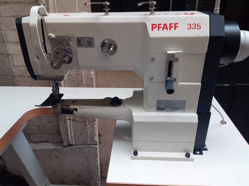 Machine à coudre industrielle Pfaff 335